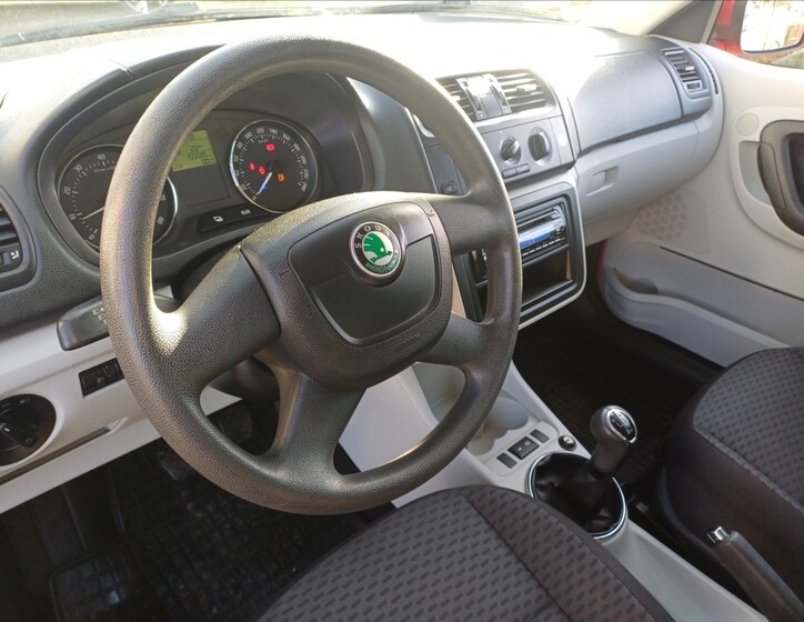 Škoda Fabia 10