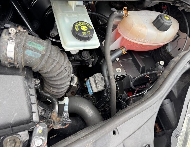 Opel Vivaro VAN / Minibus 2,0 l 84 kw