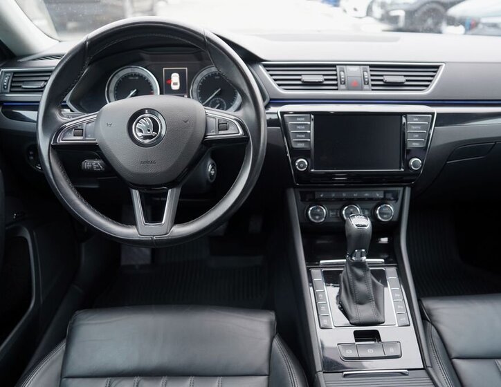 Škoda Superb Sedan 2,0 l 140 kw