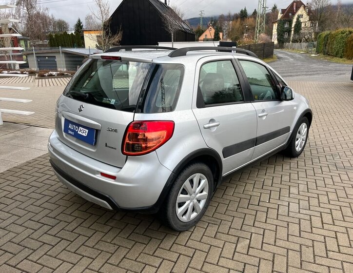 Suzuki SX4 SUV 1,5 l 82 kw