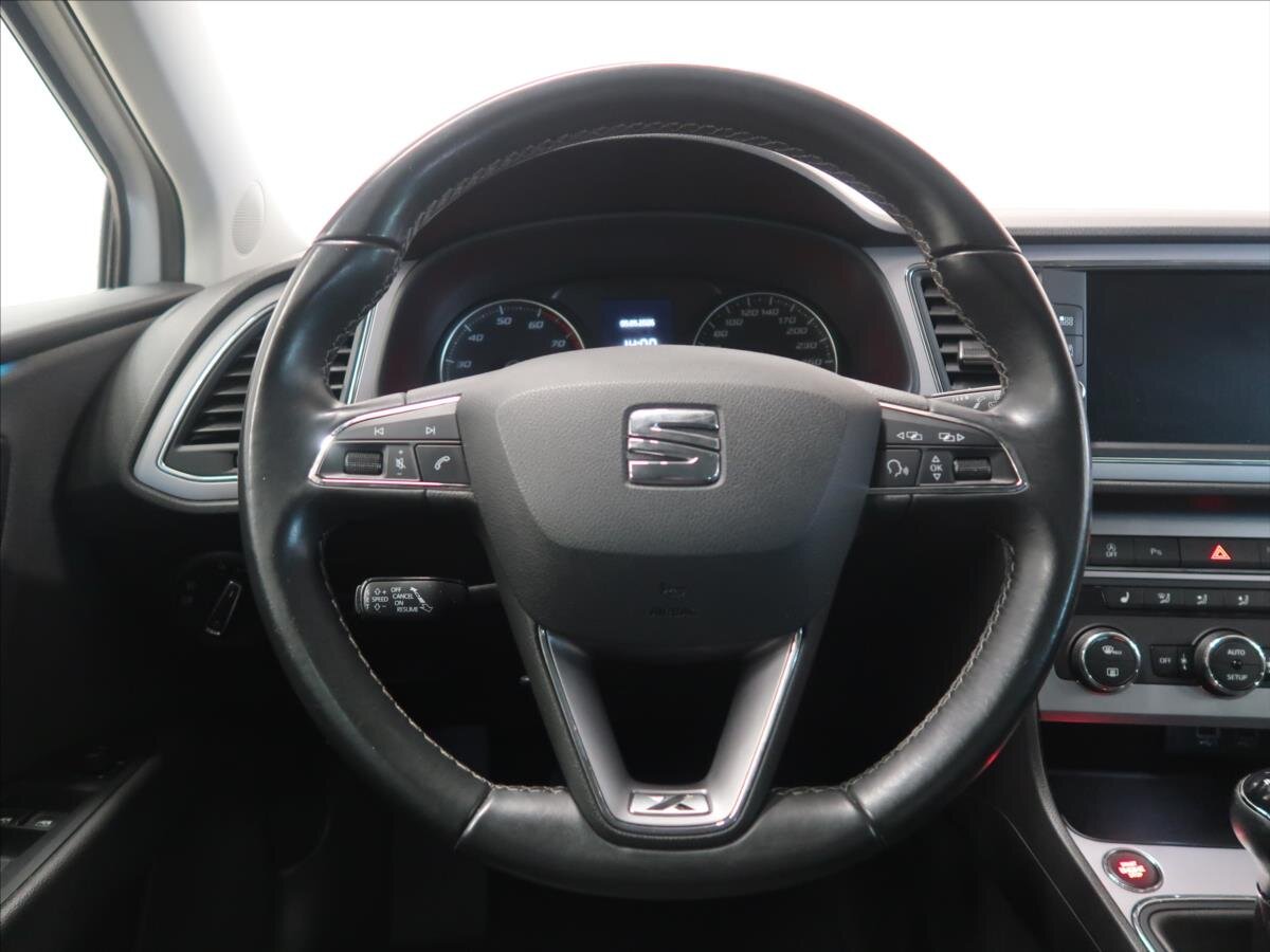 Seat Leon Hatchback 1,4 l 92 kw