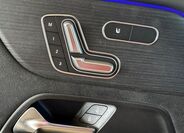 Mercedes-Benz GLA 10