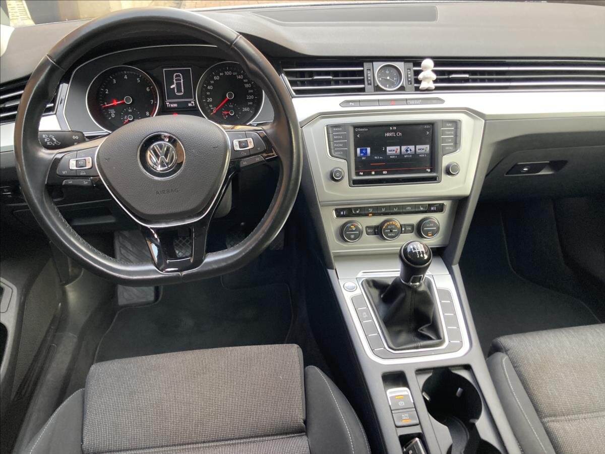 Volkswagen Passat Kombi 1,4 l 110 kw