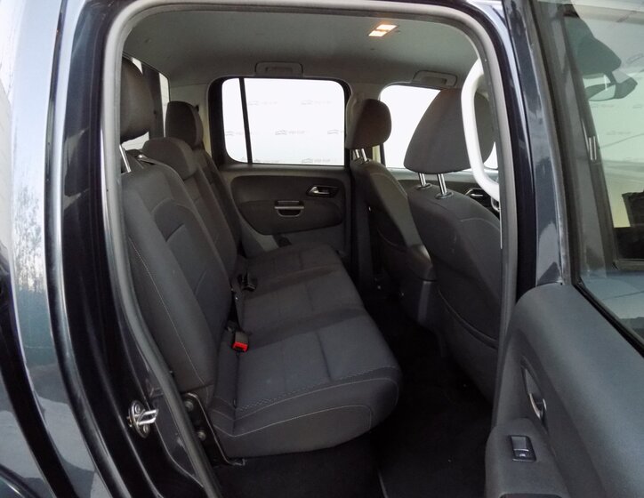 Volkswagen Amarok 16