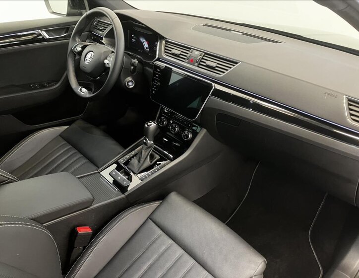 Škoda Superb 23