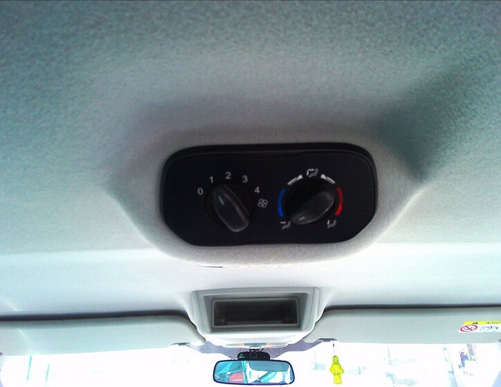 Ford Transit MPV 2,2 l 74 kw