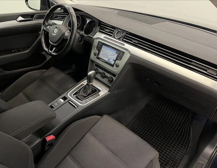 Volkswagen Passat Kombi 2,0 l 140 kw