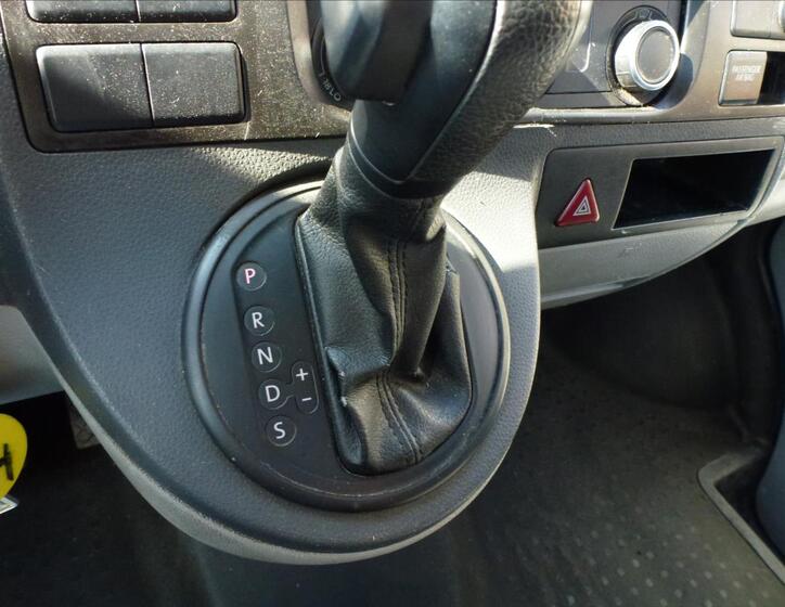 Volkswagen Transporter 32