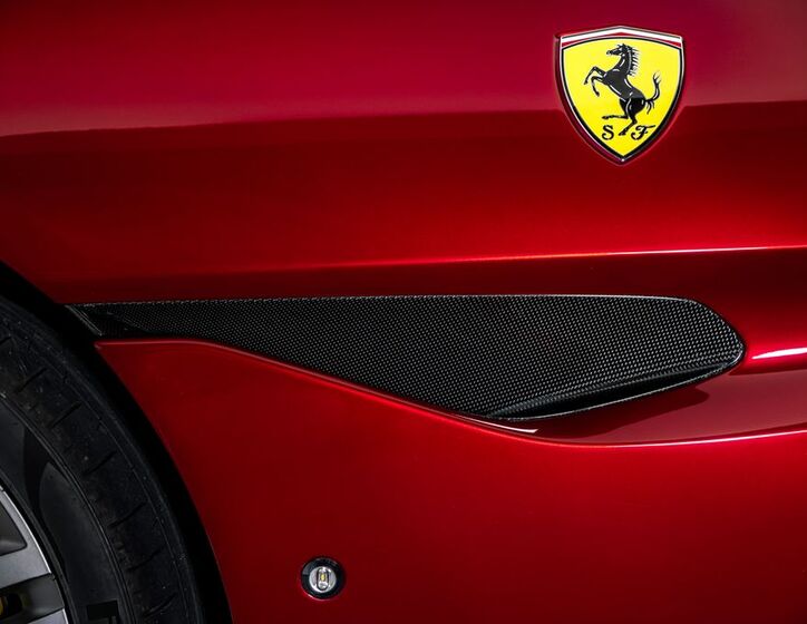 Ferrari Portofino 12