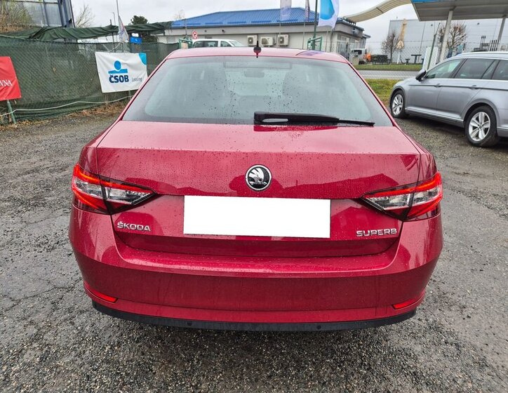Škoda Superb 6