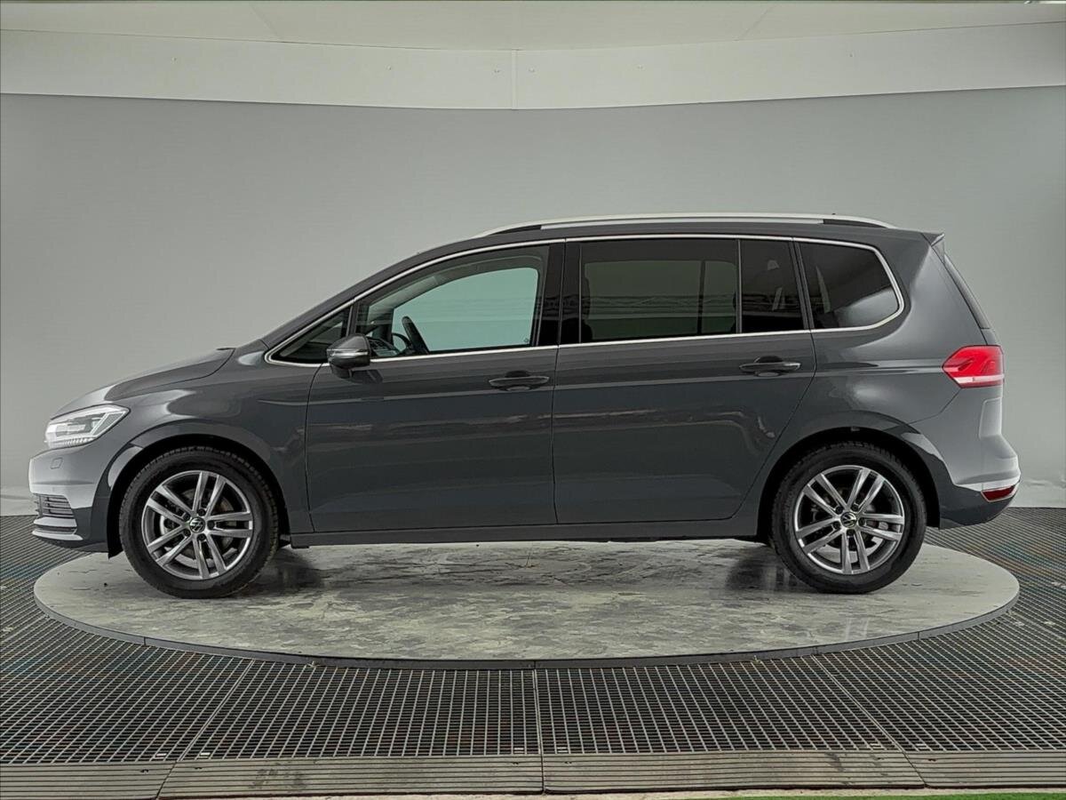 Volkswagen Touran MPV 1,5 l 110 kw