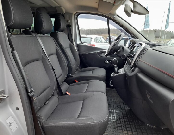 Renault Trafic MPV 2,0 l 107 kw