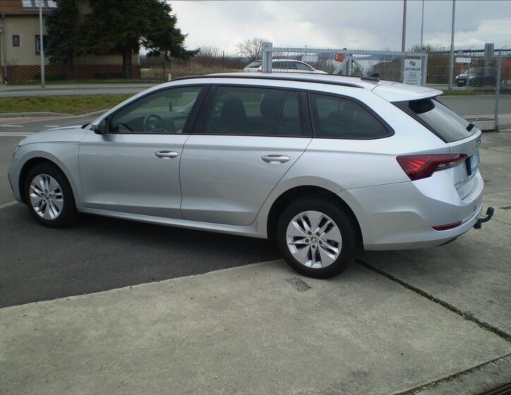 Škoda Octavia Kombi 999,0 81 kw