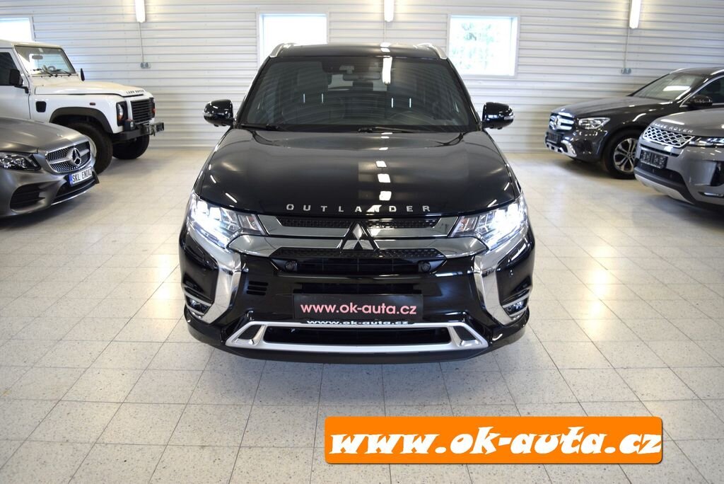 Mitsubishi Outlander SUV 0,0 0