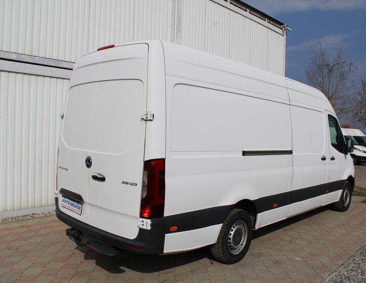 Mercedes-Benz Sprinter Užitková 2,1 l 120 kw
