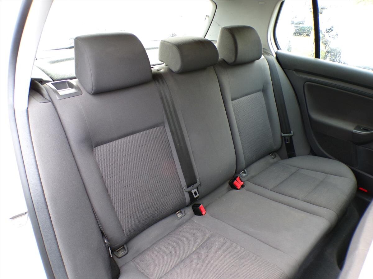 Volkswagen Golf Hatchback 1,6 l 85 kw