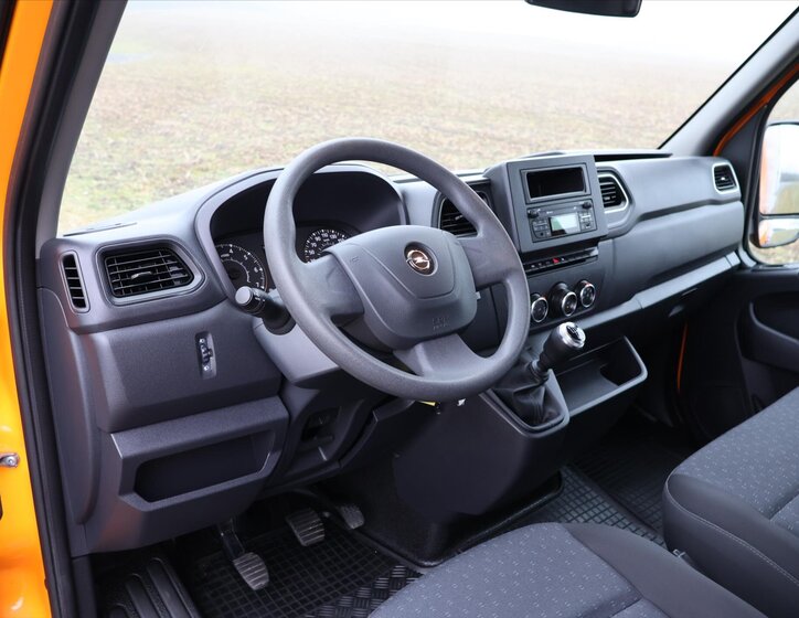 Opel Movano Valník 2,3 l 110 kw