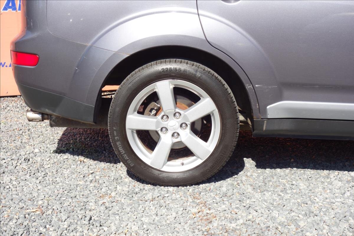 Mitsubishi Outlander SUV 2,0 l 103 kw