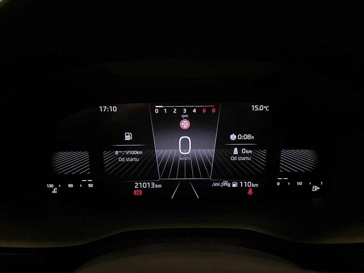 Škoda Karoq SUV / Terénní 1,5 l 110 kw