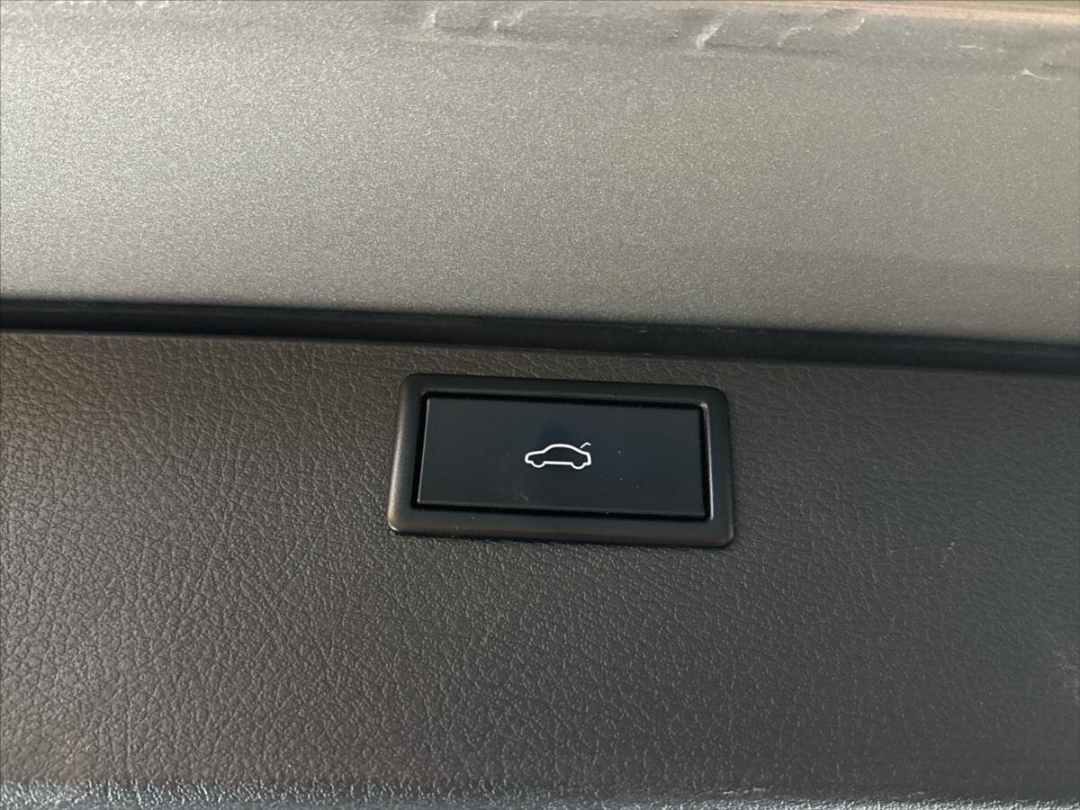 Volkswagen Multivan Kombi 2,0 l 146 kw