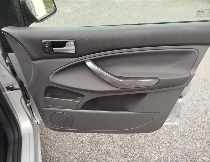 Ford C-MAX MPV 1,6 l 74 kw