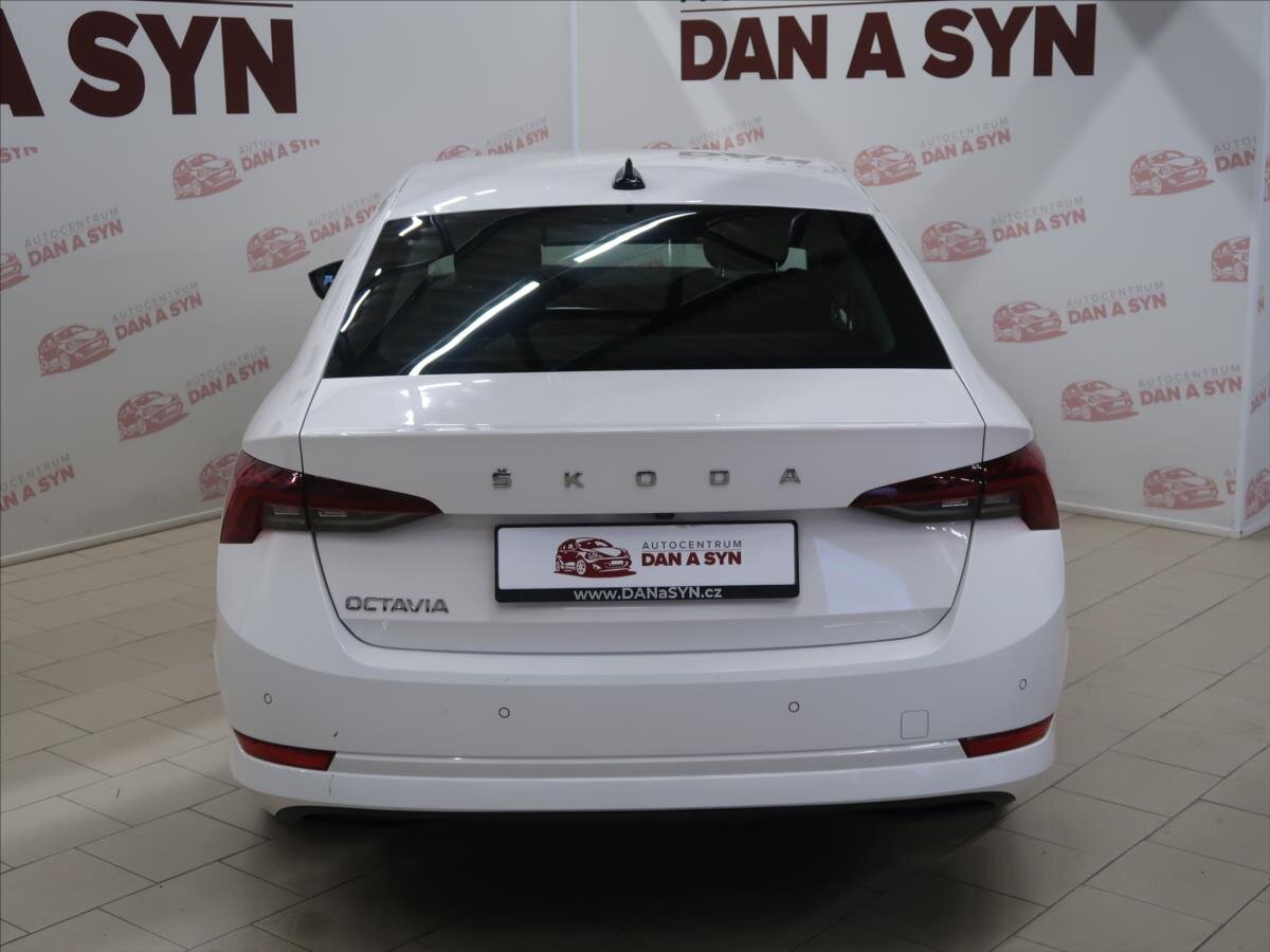 Škoda Octavia Sedan / Limuzína 1,5 l 110 kw
