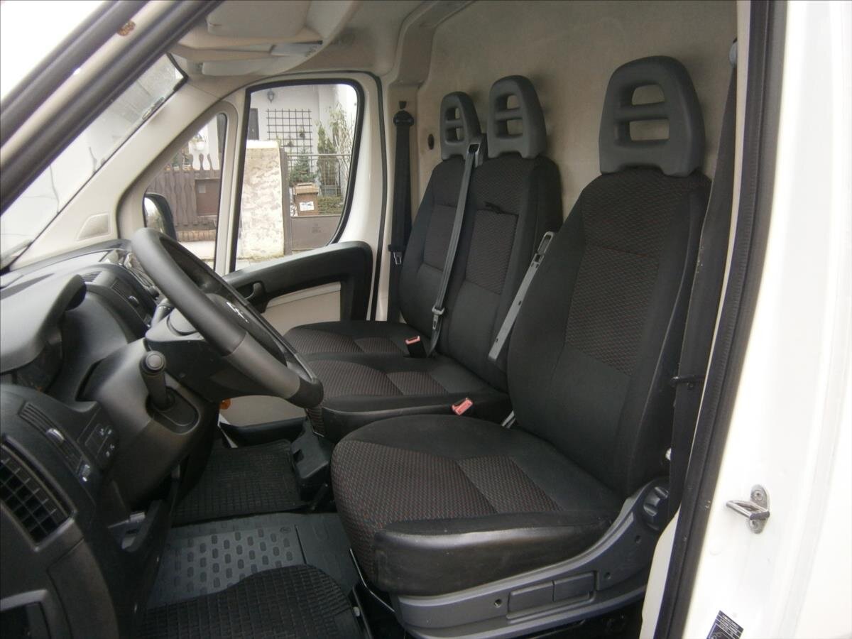 Citroën Jumper Skříň 2,2 l 110 kw