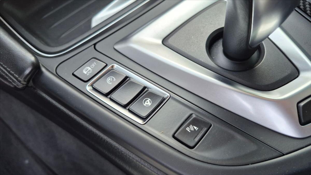 BMW M4 Kabriolet 3,0 l 317 kw