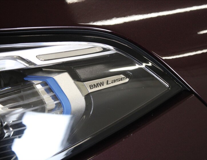 BMW X7 SUV / Terénní 3,0 l 250 kw