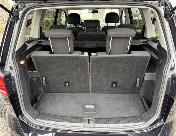 Volkswagen Touran MPV 1,2 l 81 kw