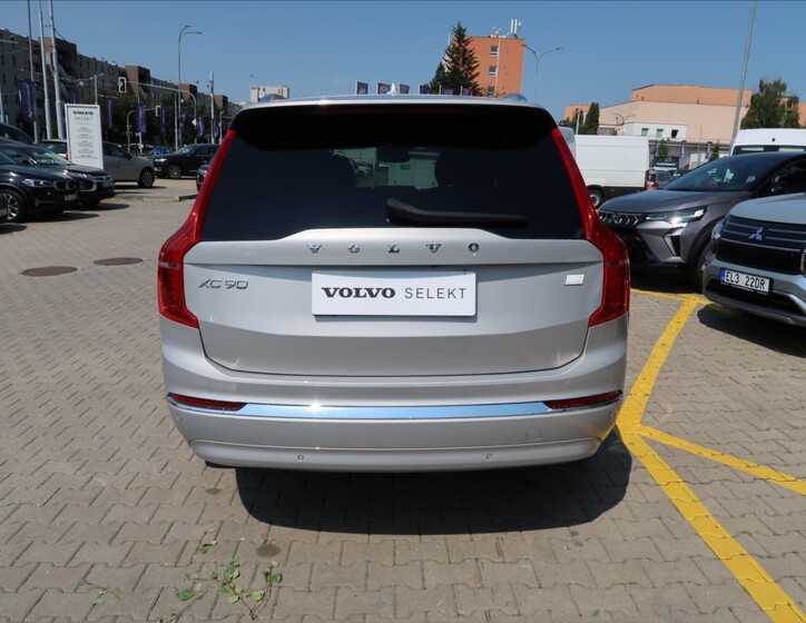 Volvo XC90 5
