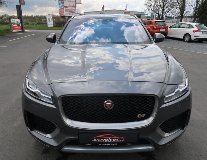 Jaguar F-Pace SUV / Terénní 3,0 l 280 kw