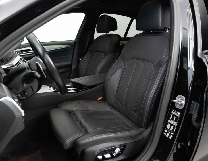 BMW Řada 5 Sedan / Limuzína 3,0 l 250 kw