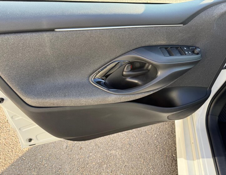 Toyota Yaris Hatchback 1,5 l 68 kw