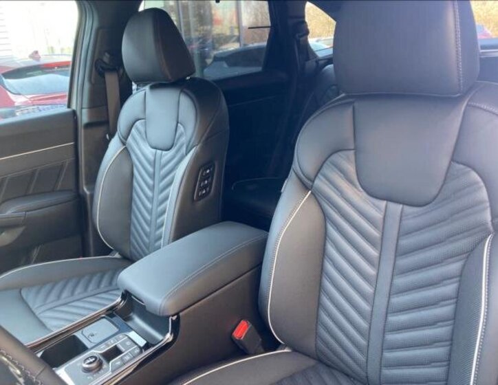 KIA Sorento SUV / Terénní 2,2 l 142 kw