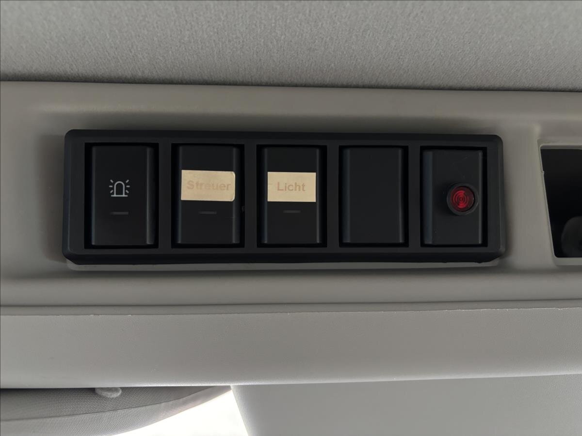 Ford Transit Valník 2,0 l 96 kw