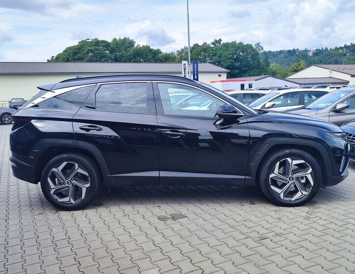 Hyundai Tucson SUV 1,6 l 169 kw