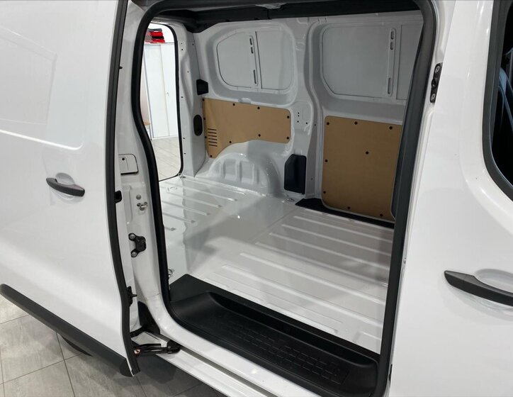 Toyota ProAce Skříň 2,0 l 106 kw