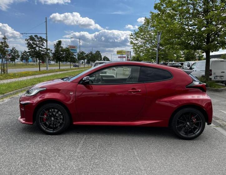 Toyota GR Yaris 18