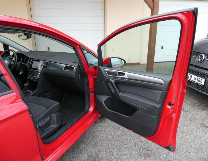 Volkswagen Golf Sportsvan MPV 999,0 85 kw