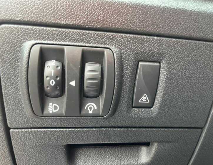 Renault Laguna Liftback 1,5 l 81 kw