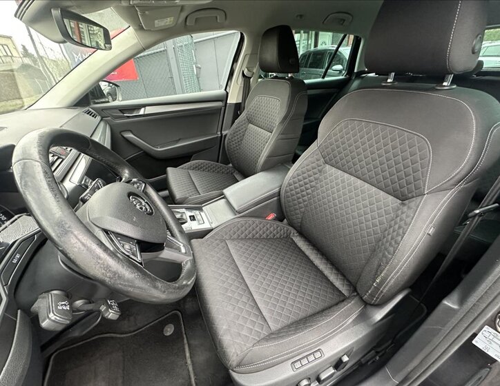 Škoda Superb Kombi 2,0 l 140 kw