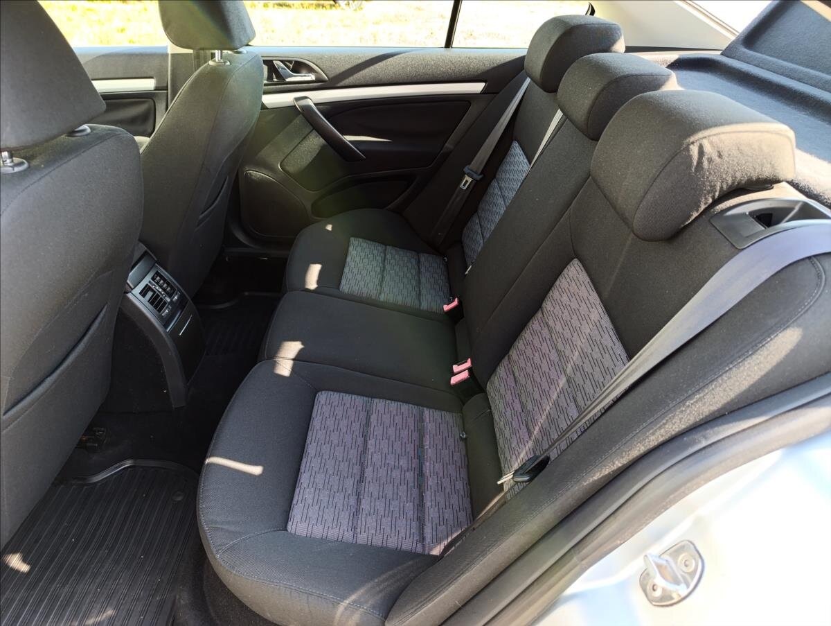 Škoda Octavia Liftback 1,6 l 77 kw