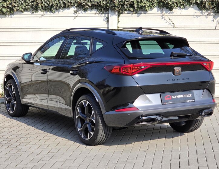 Cupra Formentor SUV / Terénní 2,0 l 140 kw