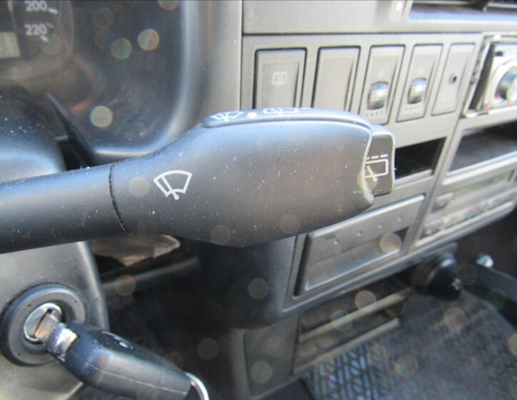 Volkswagen Caravelle Kombi 2,5 l 75 kw