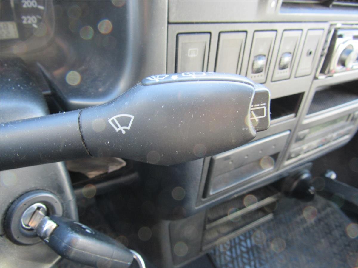 Volkswagen Caravelle Kombi 2,5 l 75 kw