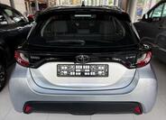 Toyota Yaris 4