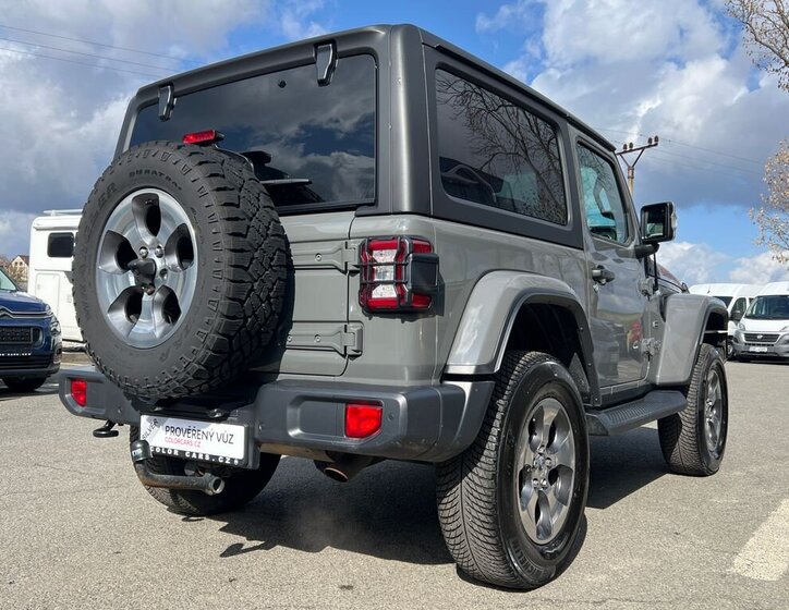 Jeep Wrangler SUV / Terénní 2,0 l 200 kw