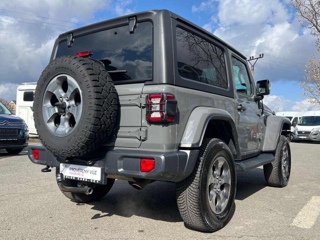 Jeep Wrangler SUV / Terénní 2,0 l 200 kw