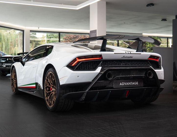 Lamborghini Huracán 4